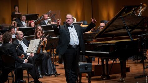 De Parrondo, Prats y un par de esbirros majaderos