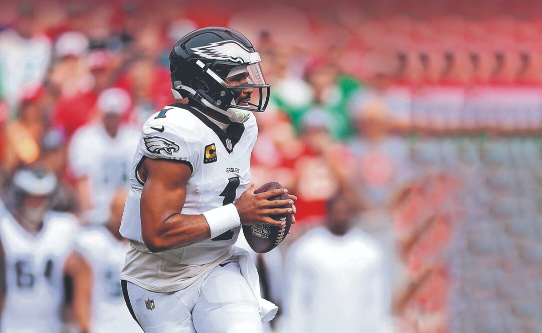 Jalen Hurts tendrá duelo con Stafford. Foto: de JAMIE SQUIRE. AFP