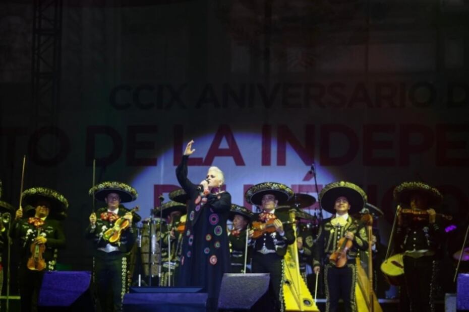 Reportan 130 mil asistentes en el Zócalo por el Grito