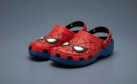 Así son los nuevos Crocs de Spider-Man