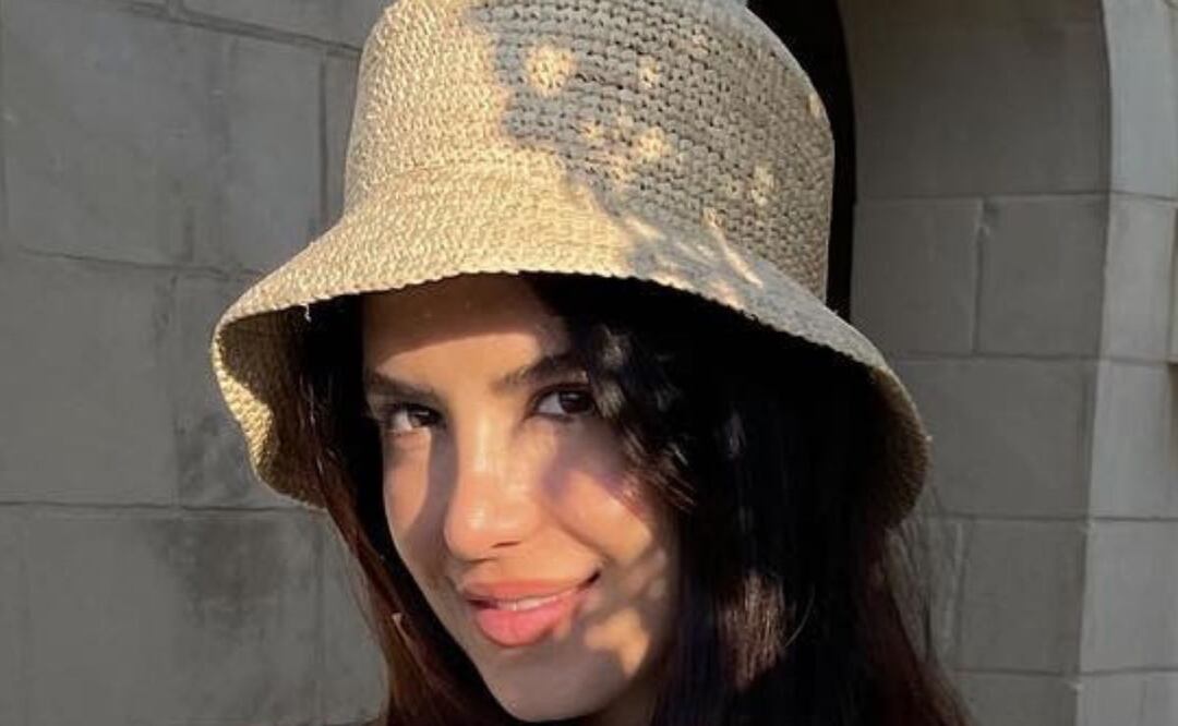 Sarah Kohan posando. Fuente: Instagram @sarahkohan