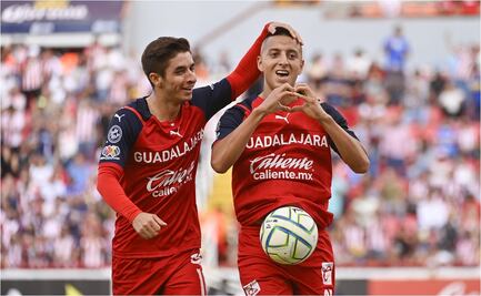 Chivas consigue una victoria después de 3 meses; goleó al Necaxa