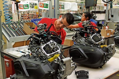 Cae actividad industrial en siete entidades durante 2023