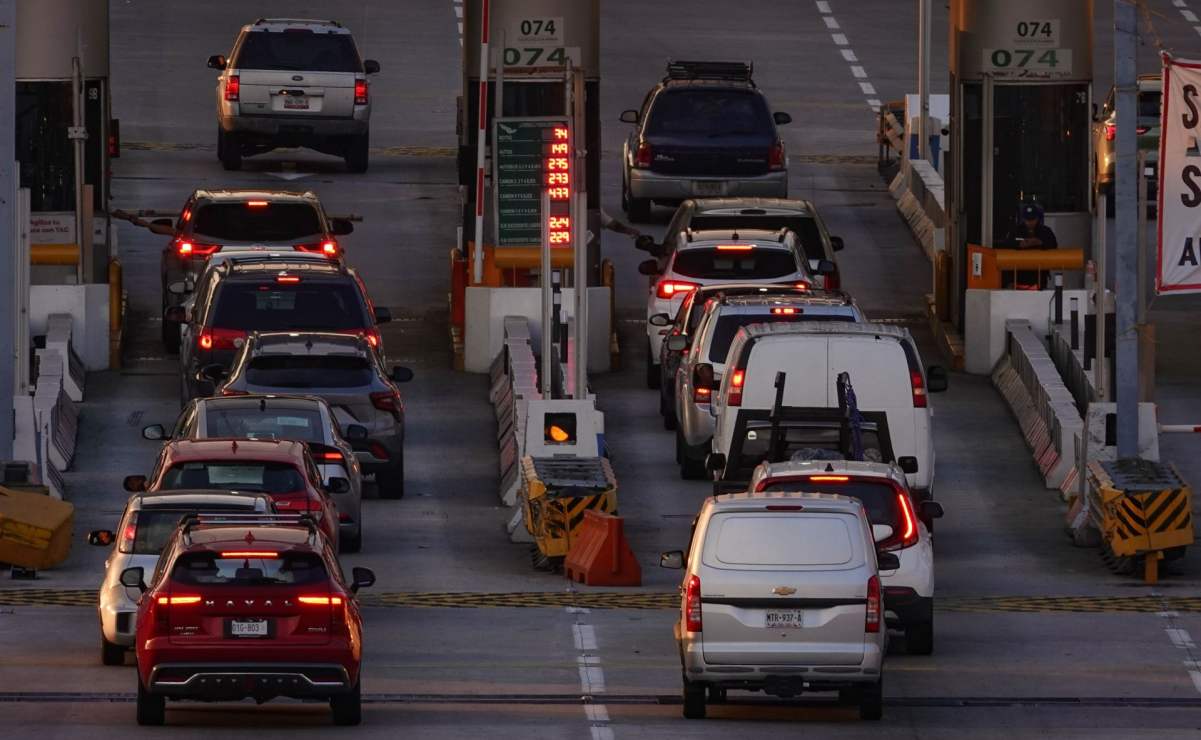 Aspectos de la caseta de la autopista México-Cuernavaca durante el pasado Jueves Santo. Foto: Rogelio Morales/ Cuartoscuro