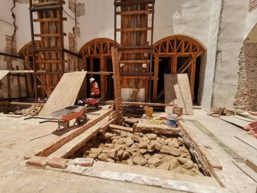 Reconstrucción en Tehuantepec revela vestigios y arte antiguo 