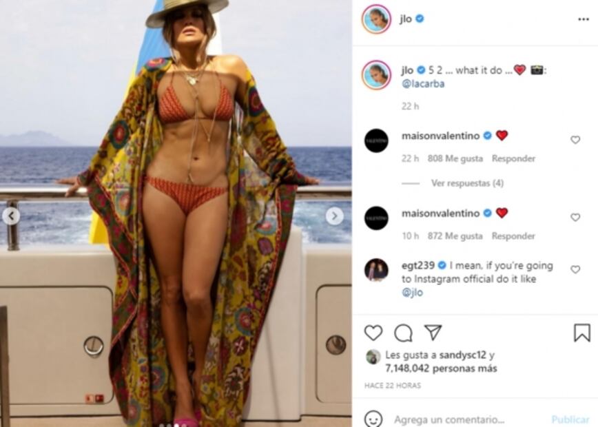 JLo hace oficial su relación con Ben Affleck y presume cuerpazo a sus 52 años