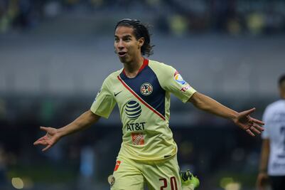 Diego Lainez en la mira del Betis