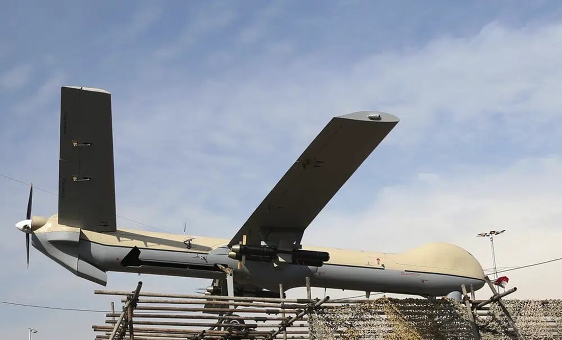 En imagen de archivo del 11 de febrero de 2016, un dron iraní Shahed-129 está exhibido en Teherán, Irán. Foto: Ilustrativa. AP