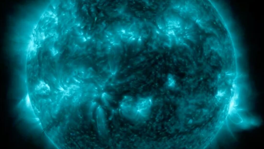 La llamarada solar que sorprendió el día de hoy fue catalogada por la NOAA como X8.7. Foto: X @skyalertmx