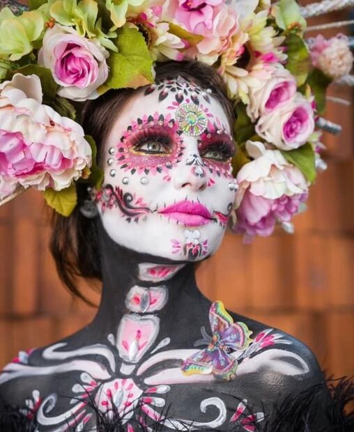 Ideas de maquillaje para tu look de catrina de Día de Muertos