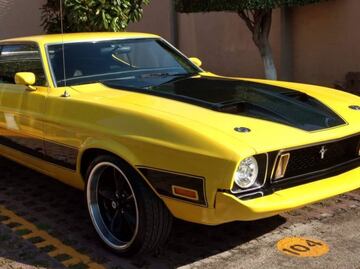 Galería. Fotos de la colección completa de los autos del magistrado Fuentes Barrera