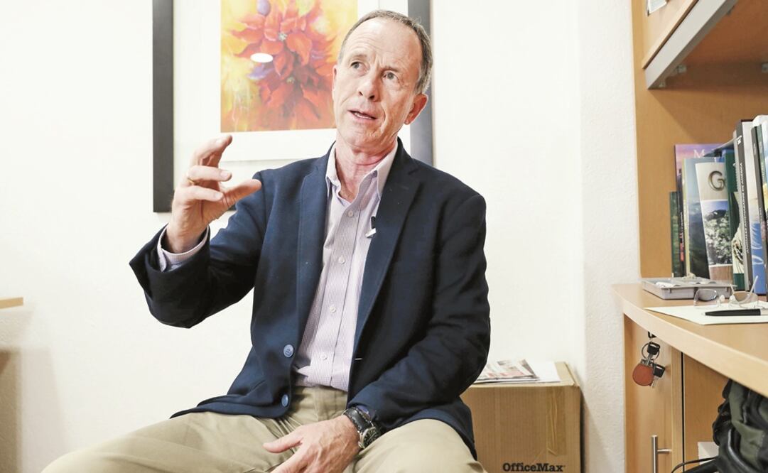 El aspirante independiente al Gobierno de la Ciudad comenzó 15 días después al acopio de firmas debido a que se le impidió indebidamente hacerlo. /Archivo - EL UNIVERSAL
