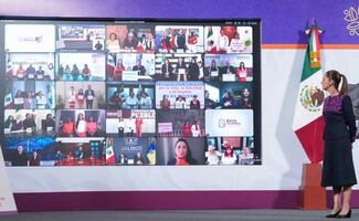 Gobernador de Tamaulipas refrenda conpromiso de trabajar a favor de las mujeres; "Aquí estamos puestos, Presidenta", afirma