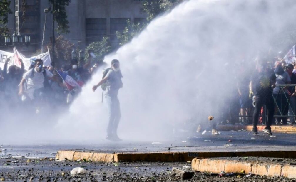Gobierno de Chile apura reformas en el Congreso en sexto día de protestas