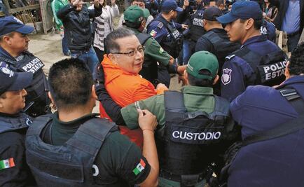 Dan prisión domiciliaria a Flavino Ríos tras cirugía