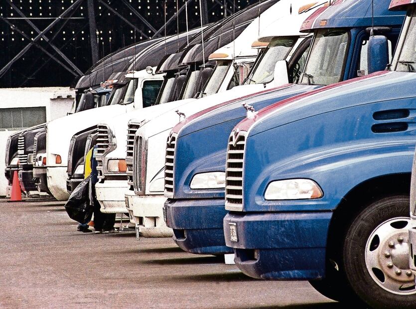 La exportación de tractocamiones disminuyó 22.4% en agosto y lleva una caída acumulada de 20% en lo que va del año. Foto: archivo