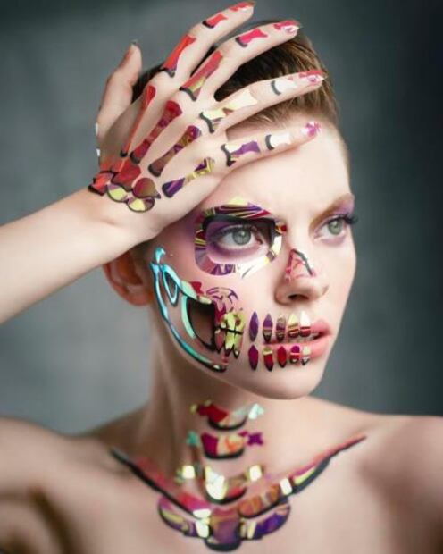 Conviértete en  catrina usando tatuajes temporales y una app