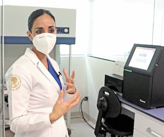 Cuando deudos identifican a sus muertos por Covid: "si se derrumban, hay que ser empáticos"