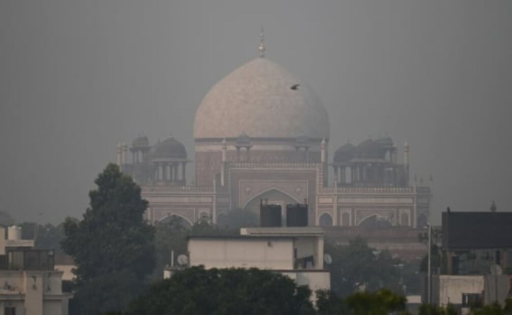 Contaminación "ahoga" a Nueva Delhi 