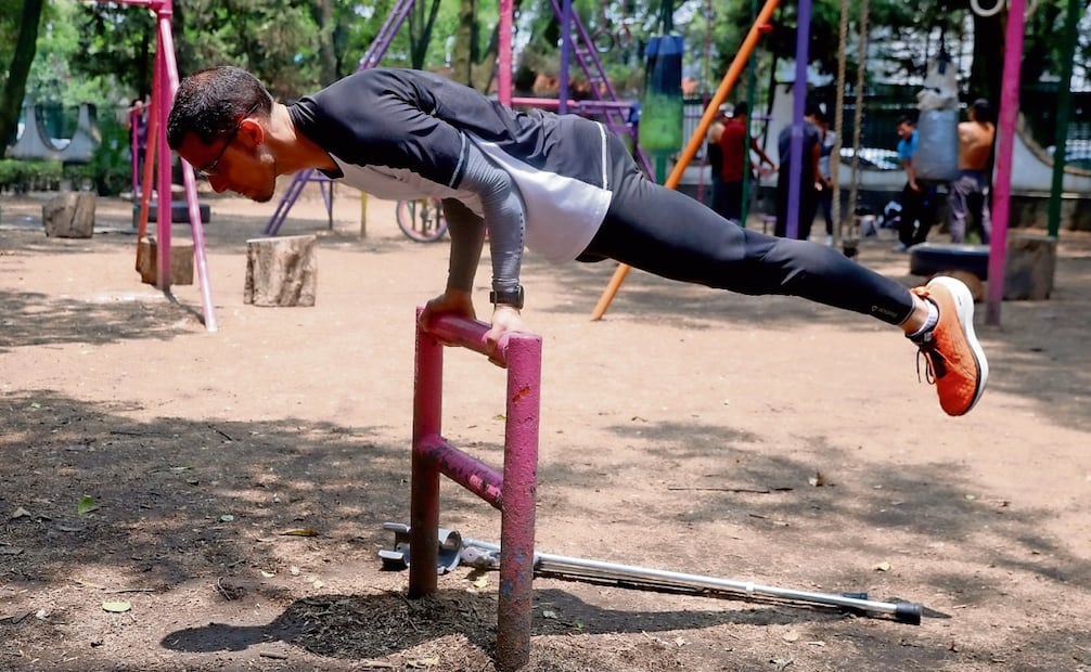El atleta paralímpico dedica tres horas a su entrenamiento diariamente, una rutina que realiza desde hace 17 años. Foto: Diego Prado / EL UNIVERSAL