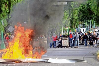 Vandalizan anarquistas en las inmediaciones de CU