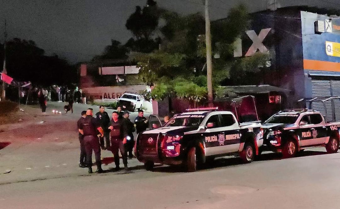 Luis Ángel cayó muerto mientras los policías huyeron del lugar dejando su cuerpo tirado sobre la calle. Foto: Especial