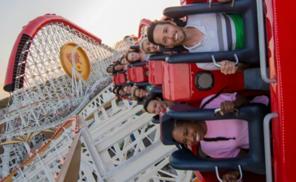 ¿Mickey no dará abrazos? Así podrían reabrir los parques de Disney