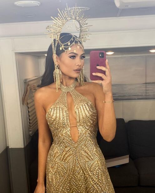 Andrea Meza: 3 looks en los que enseña cómo llevar vestidos de brillos con elegancia y estilo