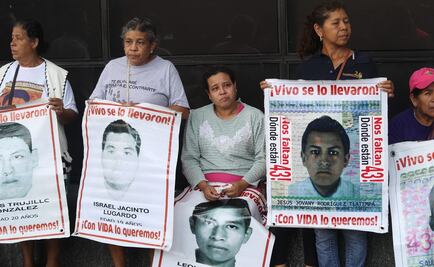 Buscan a los 43 normalistas en cuatro municipios