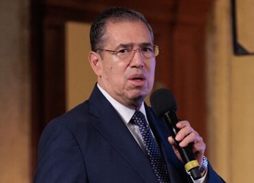 Comparece Luis Rodríguez Bucio ante Congreso; es ratificado como cónsul en Dallas