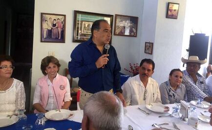 Entrega Héctor Astudillo 75 proyectos productivos en Tierra Caliente