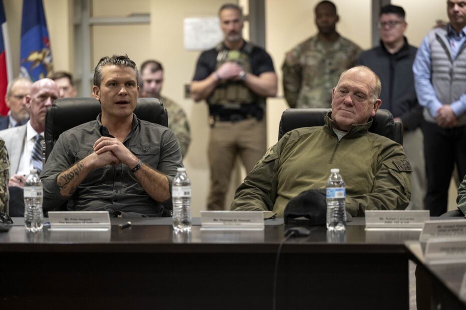 Pete Hegseth, jefe del Pentágono, en su visita a la frontera sur. Foto: tomada de X