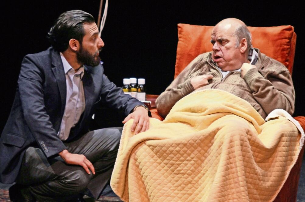 Mitch se reencuentra con su maestro moribundo tras 16 años (CARLOS MEJIA. EL UNIVERSAL)