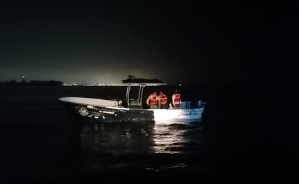 Marina rescata a cinco personas en costas de Veracruz