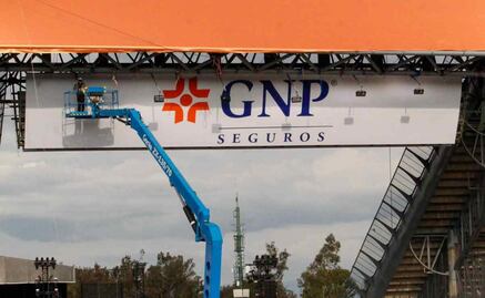 ¡Contra reloj! A horas del concierto de Bruno Mars en Estadio GNP Seguros, trabajadores aún realizan reparaciones