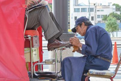 Laboran en precariedad 74% de adultos mayores