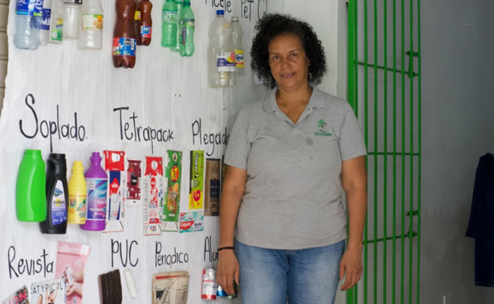María Teresa Sinisterra Buenaño, representante legal y líder de la “Asociación de Gestores Ambientales del Pacífico” (Asogesampa). Foto: Aldo Sotelo