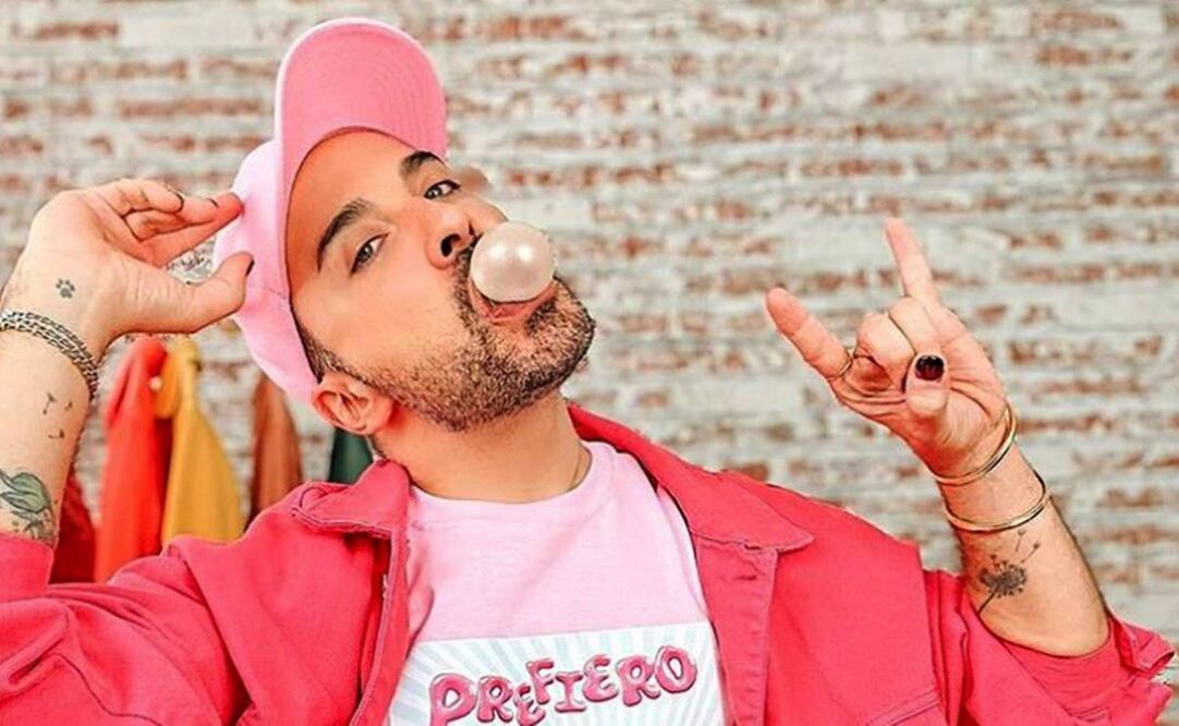 Apio Quijano vive gracioso momento con una desconocida.