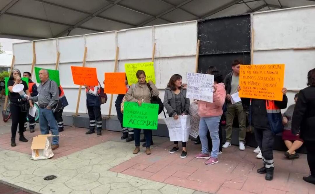 La manifestación se realiza en la Macroplaza de la alcaldía Iztapalapa por parte de personal del Programa de Protección Civik (18/07/2025). Foto: Especial