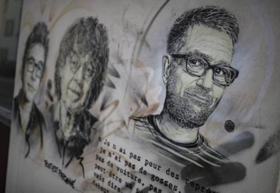 Francia recuerda a las víctimas del atentado contra Charlie Hebdo