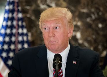 Políticos alemanes acusan a Trump de trivializar violencia nazi