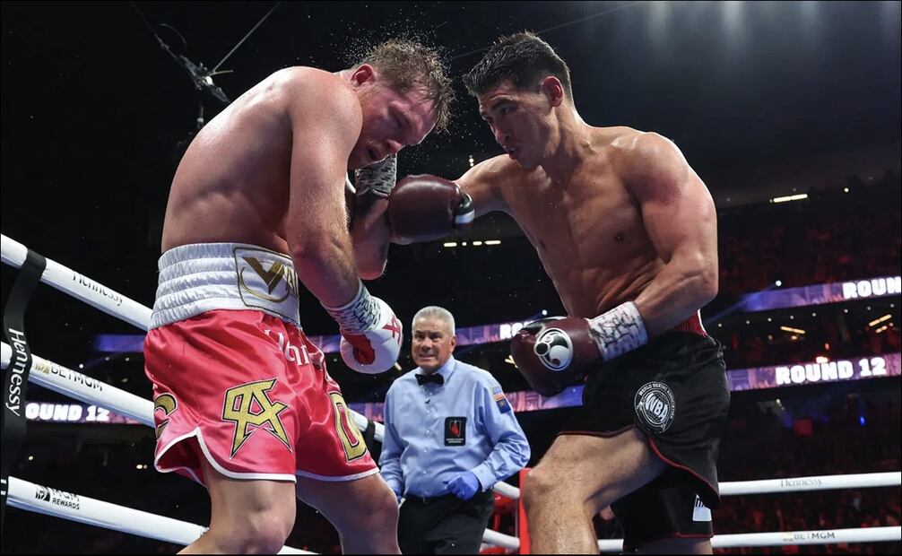 Manager de Dmitry Bivol afirmó que el equipo de Canelo Álvarez no busca la revancha / FOTO: @BoxingStuds