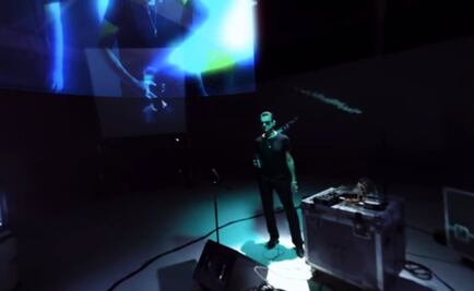 Video. Depeche Mode canta "Going backwards" en 360 grados