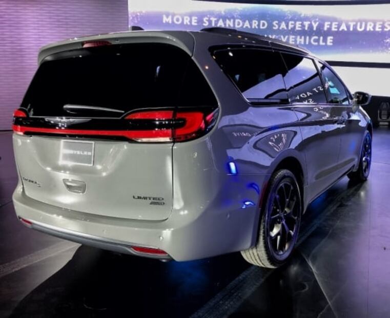 Chrysler presenta la nueva Pacifica 2021