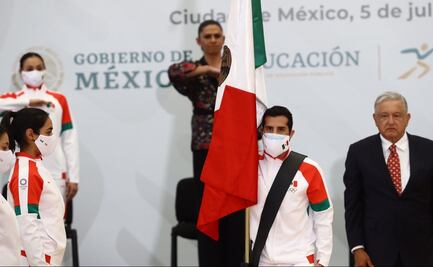 AMLO abandera a delegación mexicana que irá a Juegos Olímpicos; promete estímulo económico