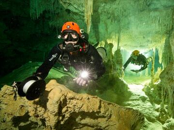 Hallan en Quintana Roo la cueva inundada más grande del mundo
