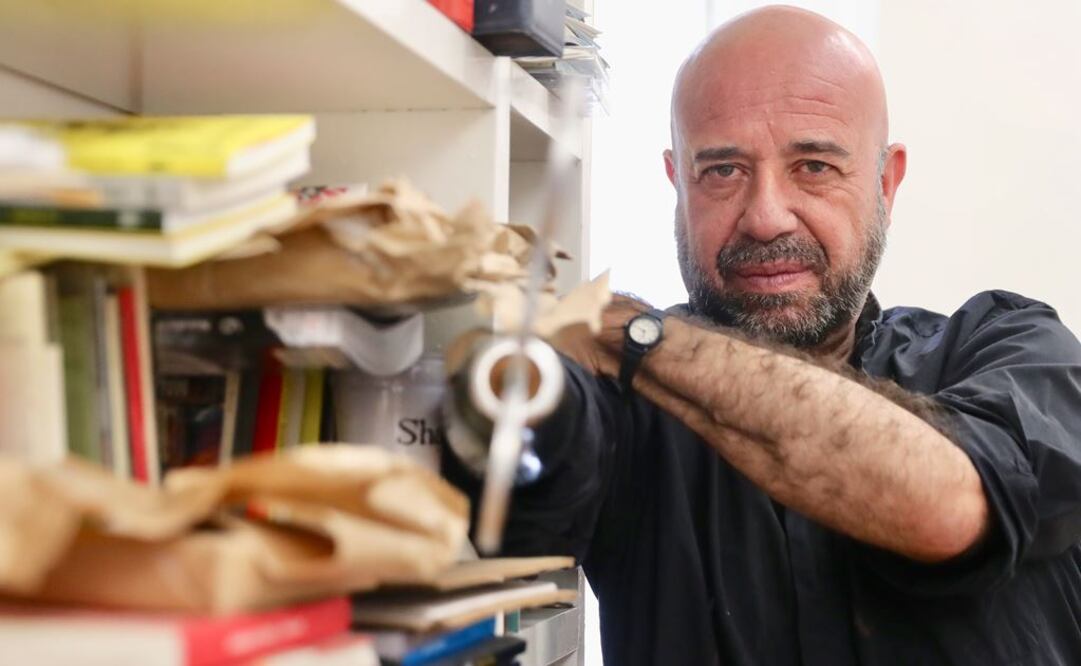 El secretario de ejecutivo, Mario Bellatin, renunció al FONCA "por cuestiones de salud". Foto: Archivo EL UNIVERSAL