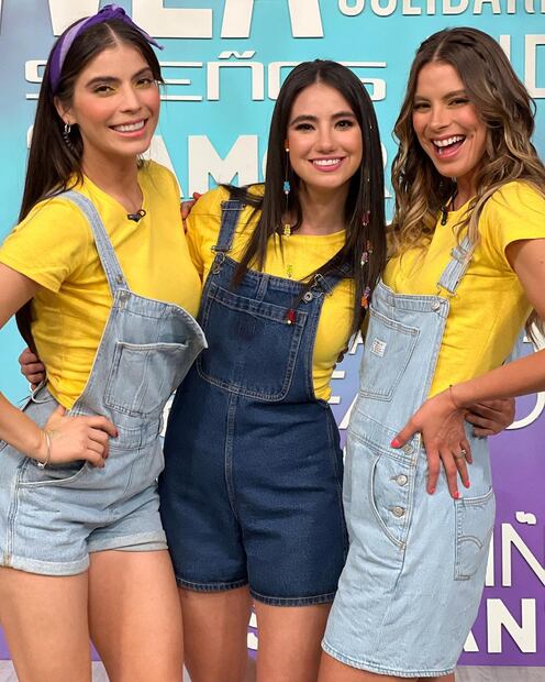 Esmeralda Ugalde y colegas. Fuente: Instagram @esmeoficial