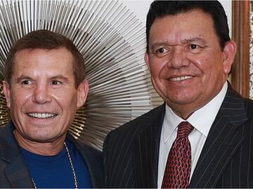 Julio César Chávez y sus emotivas palabras a Fernando Valenzuela: "Fue una motivación"