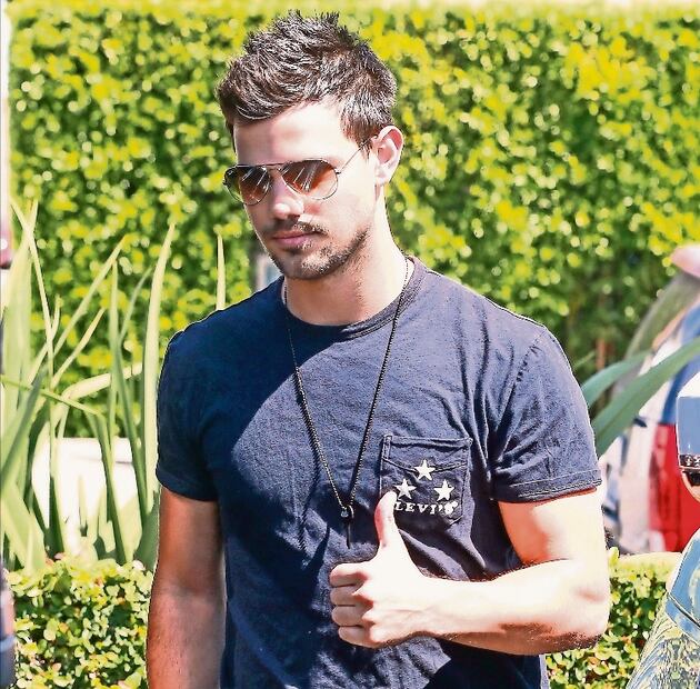 Decidieron ser amigos: Con el actor
Taylor Lautner salió en 2009. Tras unos meses y luego de sentir que no iban a ningún lado, terminaron.
